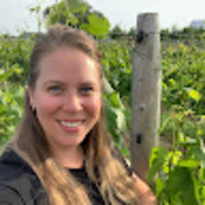 Meet your Posher, Leigh